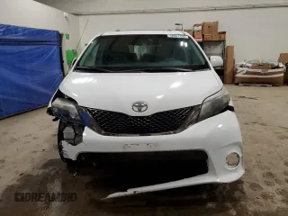 2012 Toyota Sienna SE with VIN 5TDXK3DC1CS206007, listed as a Copart auction lot 58061195 with 166,465 mi miles and Clean title. Bid and sale history available at DreamBid. Image 5.