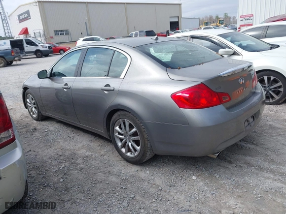 2009 Infiniti G37 Sedan Journey with VIN JNKCV61E69M303526, listed as a IAAI auction lot 41556098 with 270,589 mi miles. Bid and sale history available at carsss.com. Image 3.