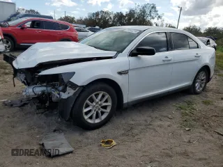 2014 Ford Taurus SE with VIN 1FAHP2D80EG156151, listed as a Copart auction lot 77044214 with 0 mi miles and Salvage Title. Bid and sale history available at carsss.com. Image 1.