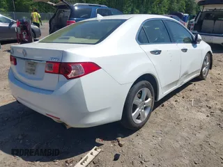 2013 Acura TSX with VIN JH4CU2F40DC000431, listed as a IAAI auction lot 42044797 with 237,031 mi miles. Bid and sale history available at carsss.com. Image 4.