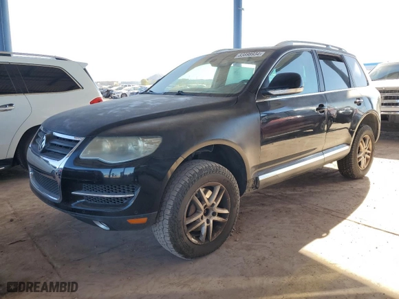 2008 Volkswagen Touareg 2 V6 with VIN WVGBE77L48D002918, listed as a Copart auction lot 83898934 with 190,763 mi miles and Salvage Title. Bid and sale history available at carsss.com. Image 1.
