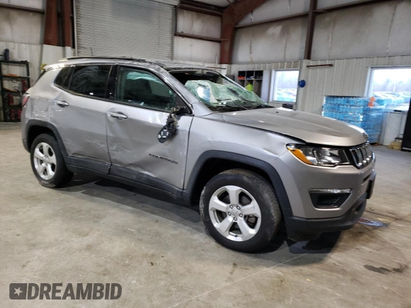 2018 Jeep Compass Latitude z VIN 3C4NJDBB9JT114849, wystawiony jako Copart lot #48552875 z przebiegiem 103 149 mil mil oraz Nie do naprawy • Non repairable. Historia ofert i sprzedaży dostępna na DreamBid. Obrazek 4.