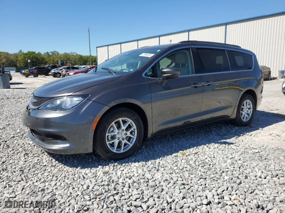 2021 Chrysler Voyager LXI with VIN 2C4RC1DG8MR520468, listed as a Copart auction lot 47964655 with 84,578 mi miles and Salvage Title. Bid and sale history available at carsss.com. Image 1.