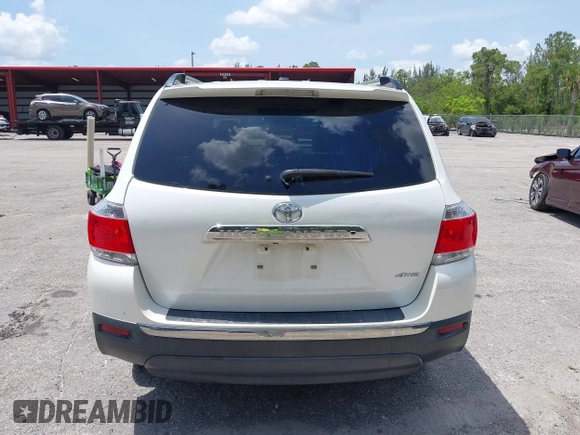 2013 Toyota Highlander Limited with VIN 5TDDK3EH2DS217645, listed as a IAAI auction lot 42370991 with 90,054 mi miles and . Bid and sale history available at DreamBid. Image 16.