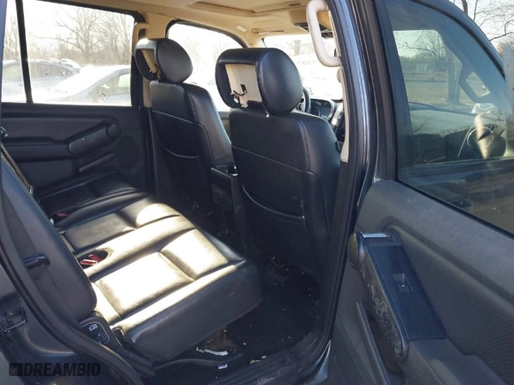 2010 Ford Explorer XLT with VIN 1FMEU7DE5AUA69894, listed as a IAAI auction lot 41645217 with 216,355 mi miles. Bid and sale history available at carsss.com. Image 8.