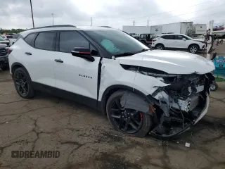 2021 Chevrolet Blazer LT z VIN 3GNKBJR4XMS529265, wystawiony jako Copart lot #63696144 z przebiegiem 76 123 mil mil oraz Szkoda całkowita • Salvage title. Historia ofert i sprzedaży dostępna na DreamBid. Obrazek 4.
