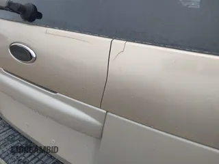 2005 Ford Explorer z VIN 1FMDU63K25UB70832, wystawiony jako IAAI lot #41788209 z przebiegiem 236 677 mil mil oraz . Historia ofert i sprzedaży dostępna na DreamBid. Obrazek 6.