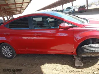 2015 Hyundai Elantra Limited with VIN KMHDH4AEXFU421328, listed as a IAAI auction lot 41777321 with 147,230 mi miles. Bid and sale history available at carsss.com. Image 14.
