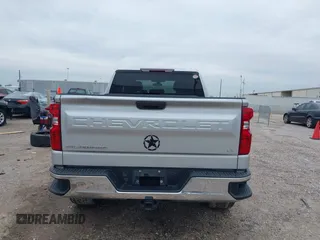 2020 Chevrolet Silverado 1500 LT with VIN 1GCRYDEDXLZ200399, listed as a IAAI auction lot 41320534 with 98,895 mi miles. Bid and sale history available at carsss.com. Image 17.