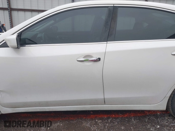 2016 Nissan Altima SR with VIN 1N4AL3AP7GC277879, listed as a IAAI auction lot 41523475 with 128,821 mi miles and . Bid and sale history available at carsss.com. Image 15.
