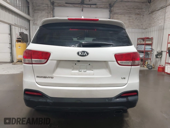 2016 Kia Sorento LX with VIN 5XYPGDA51GG047781, listed as a IAAI auction lot 42137935 with 103,386 mi miles. Bid and sale history available at carsss.com. Image 16.