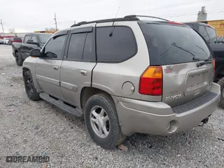2002 GMC Envoy SLT with VIN 1GKDT13S222241632, listed as a IAAI auction lot 41361598 with 275,343 mi miles. Bid and sale history available at carsss.com. Image 3.