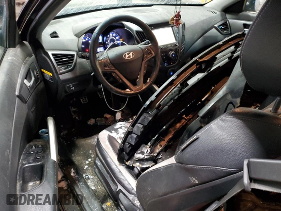 2013 Hyundai Veloster Turbo w/Black Int with VIN KMHTC6AE8DU137456, listed as a Copart auction lot 86293394 with 113,060 mi miles and Salvage Title. Bid and sale history available at carsss.com. Image 8.