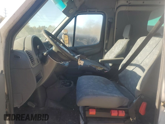2005 Freightliner Sprinter with VIN WDYPD644455828120, listed as a Copart auction lot 78035634 with 241,364 mi miles and Clean Title. Bid and sale history available at DreamBid. Image 7.