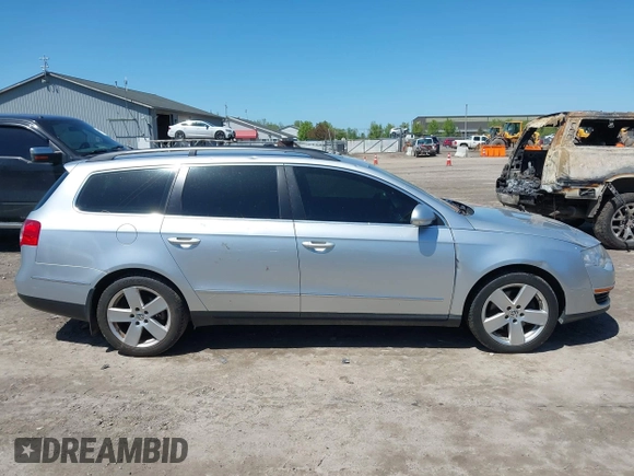 2008 Volkswagen Passat Komfort z VIN WVWLK73C38E053716, wystawiony jako IAAI lot #42176595 z przebiegiem 134 738 mil mil oraz . Historia ofert i sprzedaży dostępna na DreamBid. Obrazek 13.