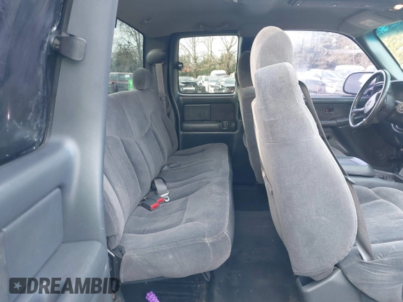 2002 Chevrolet Silverado 1500 LT with VIN 1GCEK19T42E150069, listed as a IAAI auction lot 41401949 with 105,099 mi miles. Bid and sale history available at carsss.com. Image 8.