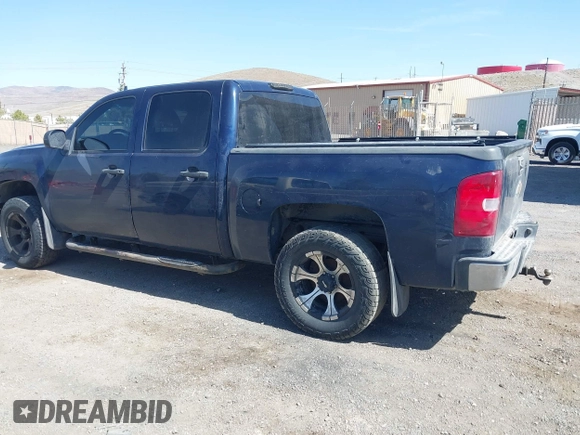 2011 Chevrolet Silverado 1500 LT with VIN 1GCPKSE34BF135232, listed as a IAAI auction lot 41985738 with 260,073 mi miles. Bid and sale history available at carsss.com. Image 13.