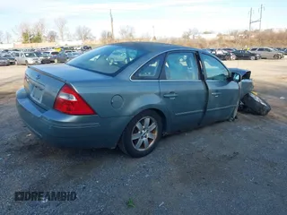2006 Ford Five Hundred SEL с VIN 1FAHP24166G119142, выставлен на аукционе IAAI как лот 41100131 с пробегом Не указан миль и . История ставок и продаж доступна на DreamBid. Изображение 4.
