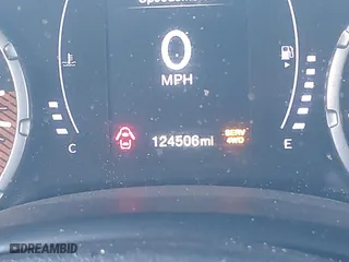 2019 Jeep Renegade Latitude with VIN ZACNJBBB3KPK42045, listed as a IAAI auction lot 41548217 with 124,506 mi miles. Bid and sale history available at carsss.com. Image 16.