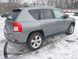 2013 Jeep Compass Sport with VIN 1C4NJDBB4DD280285, listed as a IAAI auction lot 41338884 with 119,714 mi miles. Bid and sale history available at carsss.com. Image 4.