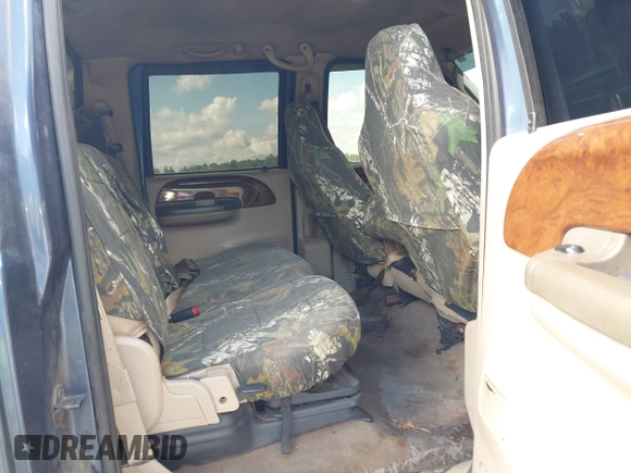 2004 Ford F-250 XL with VIN 1FTNW21P44EB35163, listed as a IAAI auction lot 42489245 with 319,621 mi miles and . Bid and sale history available at DreamBid. Image 8.
