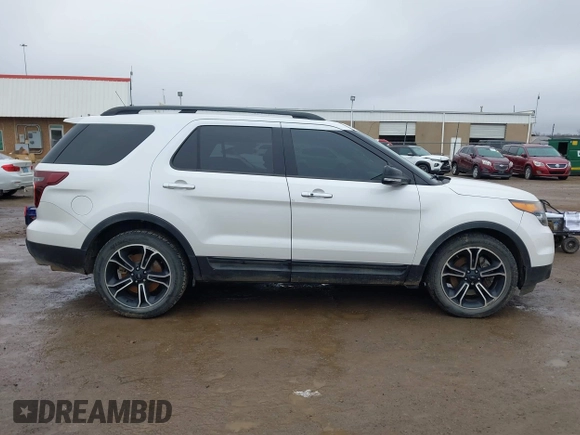 2014 Ford Explorer Sport z VIN 1FM5K8GT3EGB49107, wystawiony jako IAAI lot #41400418 z przebiegiem 150 755 mil mil oraz . Historia ofert i sprzedaży dostępna na DreamBid. Obrazek 13.