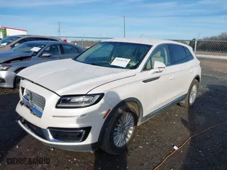 2019 Lincoln Nautilus Standard with VIN 2LMPJ8J93KBL19868, listed as a IAAI auction lot 41176714 with 87,324 mi miles. Bid and sale history available at carsss.com. Image 18.