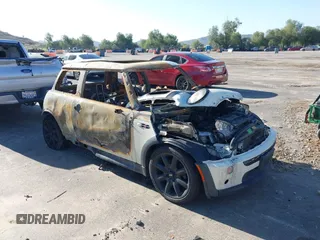 2005 MINI Hardtop S with VIN WMWRE33595TL14458, listed as a IAAI auction lot 41824113 with Not provided miles and . Bid and sale history available at DreamBid. Image 1.