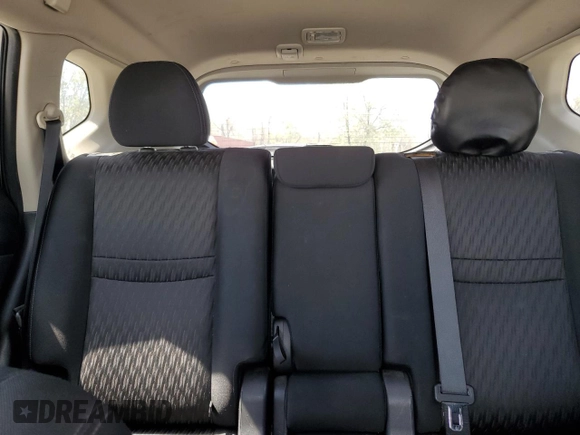 2017 Nissan Rogue SV with VIN KNMAT2MV4HP560393, listed as a Copart auction lot 53114105 with 133,988 mi miles and Salvage Title. Bid and sale history available at carsss.com. Image 10.