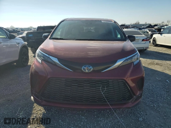 2021 Toyota Sienna XSE with VIN 5TDDRKEC1MS023831, listed as a Copart auction lot 47592975 with 82,378 mi miles and Salvage Title. Bid and sale history available at DreamBid. Image 5.