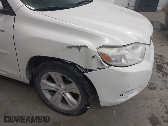 2010 Toyota Highlander Limited with VIN 5TDDK3EH6AS017928, listed as a IAAI auction lot 41614252 with 200,594 mi miles and . Bid and sale history available at DreamBid. Image 18.