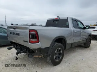 2019 Ram 1500 Rebel z VIN 1C6SRFET0KN841074, wystawiony jako Copart lot #45288845 z przebiegiem 74 013 mil mil oraz Szkoda całkowita • Salvage title. Historia ofert i sprzedaży dostępna na DreamBid. Obrazek 3.