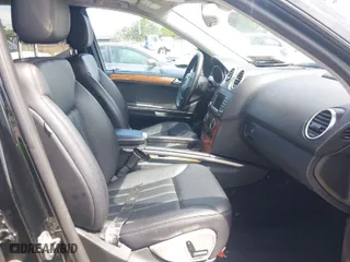 2008 Mercedes-Benz M-Class 3.5L with VIN 4JGBB86E88A299307, listed as a IAAI auction lot 42041825 with 198,845 mi miles. Bid and sale history available at carsss.com. Image 5.