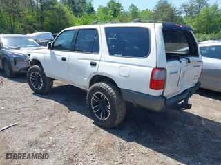 1998 Toyota 4Runner with VIN JT3GM84R9W0020917, listed as a IAAI auction lot 41978572 with 389,449 mi miles. Bid and sale history available at carsss.com. Image 3.