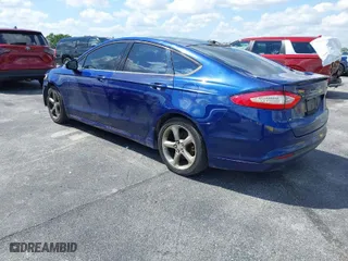 2013 Ford Fusion SE with VIN 3FA6P0H7XDR384274, listed as a IAAI auction lot 42005152 with 129,402 mi miles. Bid and sale history available at carsss.com. Image 3.
