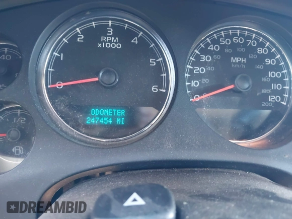 2008 Chevrolet Suburban Commercial with VIN 1GNFK16318J207263, listed as a IAAI auction lot 41246619 with 247,454 mi miles. Bid and sale history available at carsss.com. Image 7.