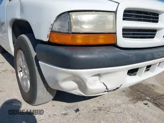 2001 Dodge Dakota with VIN 1B7FL26X71S161985, listed as a IAAI auction lot 41697721 with 218,168 mi miles. Bid and sale history available at carsss.com. Image 12.