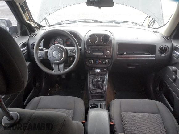 2013 Jeep Patriot Sport with VIN 1C4NJPBA7DD276191, listed as a Copart auction lot 49012775 with 109,839 mi miles and Clean Title. Bid and sale history available at carsss.com. Image 8.