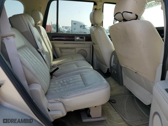 2004 Lincoln Navigator Luxury with VIN 5LMFU27R04LJ35233, listed as a Copart auction lot 48475545 with 227,976 mi miles and Salvage Title. Bid and sale history available at carsss.com. Image 11.