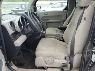 2011 Honda Element EX z VIN 5J6YH2H75BL002265, wystawiony jako Copart lot #56382765 z przebiegiem Nie podano mil oraz Szkoda całkowita • Salvage title. Historia ofert i sprzedaży dostępna na DreamBid. Obrazek 7.