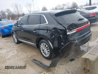 2016 Lincoln MKX Select with VIN 2LMTJ6KRXGBL50561, listed as a IAAI auction lot 41941507 with 81,230 mi miles. Bid and sale history available at carsss.com. Image 3.