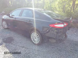 2013 Ford Fusion SE Hybrid с VIN 3FA6P0LU1DR208081, выставлен на аукционе IAAI как лот 42559905 с пробегом 149 340 миль миль и . История ставок и продаж доступна на DreamBid. Изображение 3.