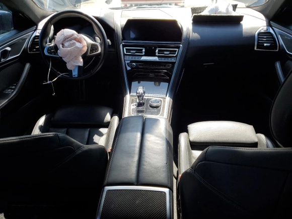 2022 BMW 8 Series M850i with VIN WBAGV8C02NCK08667, listed as a Copart auction lot 50335155 with 22,737 mi miles and Salvage title. Bid and sale history available at DreamBid. Image 8.