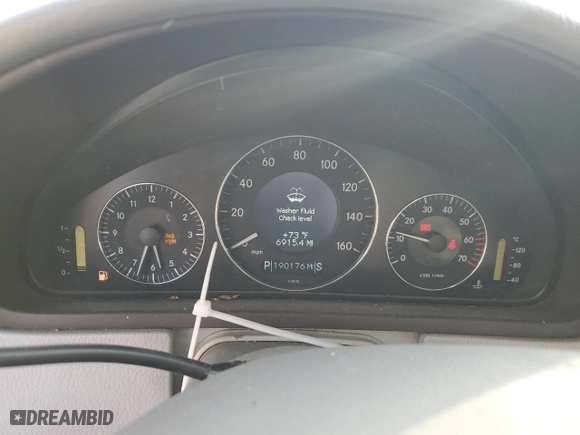 2004 Mercedes-Benz CLK-Class 3.2L with VIN WDBTJ65J04F105220, listed as a Copart auction lot 87326314 with 190,176 mi miles and Salvage Title. Bid and sale history available at carsss.com. Image 9.
