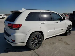 2018 Jeep Grand Cherokee High Altitude with VIN 1C4RJFCM1JC390077, listed as a Copart auction lot 82932604 with 124,561 mi miles and Clean Title. Bid and sale history available at carsss.com. Image 3.