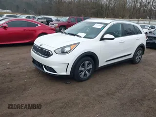 2017 Kia Niro FE with VIN KNDCB3LC5H5042757, listed as a IAAI auction lot 41410857 with 114,267 mi miles. Bid and sale history available at carsss.com. Image 17.
