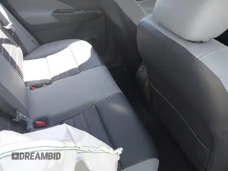 2023 Nissan Kicks SR z VIN 3N1CP5DV3PL539997, wystawiony jako IAAI lot #42352528 z przebiegiem 52 259 mil mil oraz . Historia ofert i sprzedaży dostępna na DreamBid. Obrazek 8.