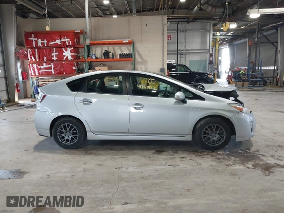 2010 Toyota Prius II with VIN JTDKN3DU1A0135594, listed as a IAAI auction lot 41940822 with 206,410 mi miles. Bid and sale history available at carsss.com. Image 13.