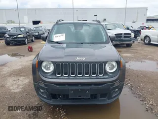2018 Jeep Renegade Latitude with VIN ZACCJABB4JPH82491, listed as a IAAI auction lot 42070396 with 97,018 mi miles and . Bid and sale history available at DreamBid. Image 12.
