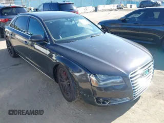 2011 Audi A8 z VIN WAURVAFD9BN014362, wystawiony jako IAAI lot #41960366 z przebiegiem 135 244 mil mil oraz . Historia ofert i sprzedaży dostępna na DreamBid. Obrazek 1.